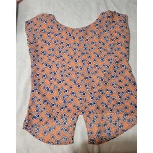EM Medium floral coral top